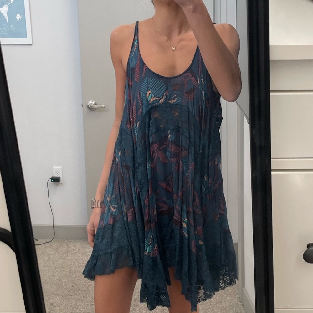 Free people dress. Flower pattern. Coverup or dress